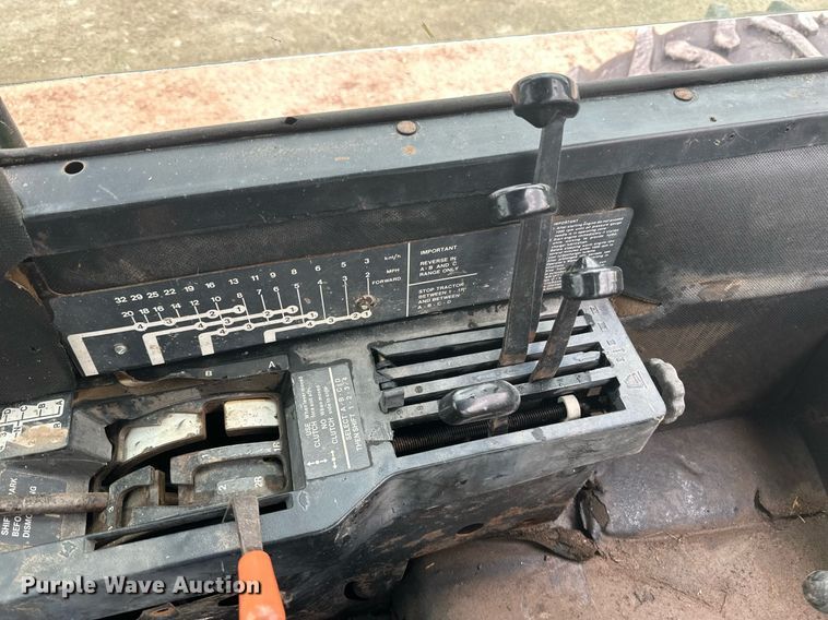 image for item EB2635 1981 John Deere 8640H 4WD tractor