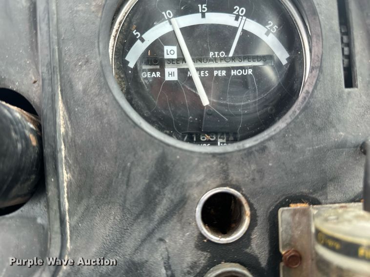 image for item EB2635 1981 John Deere 8640H 4WD tractor