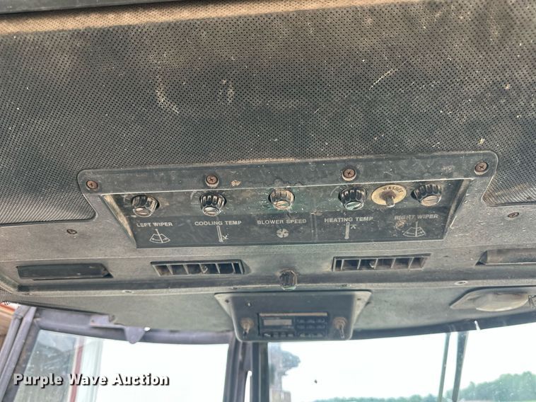 image for item EB2635 1981 John Deere 8640H 4WD tractor