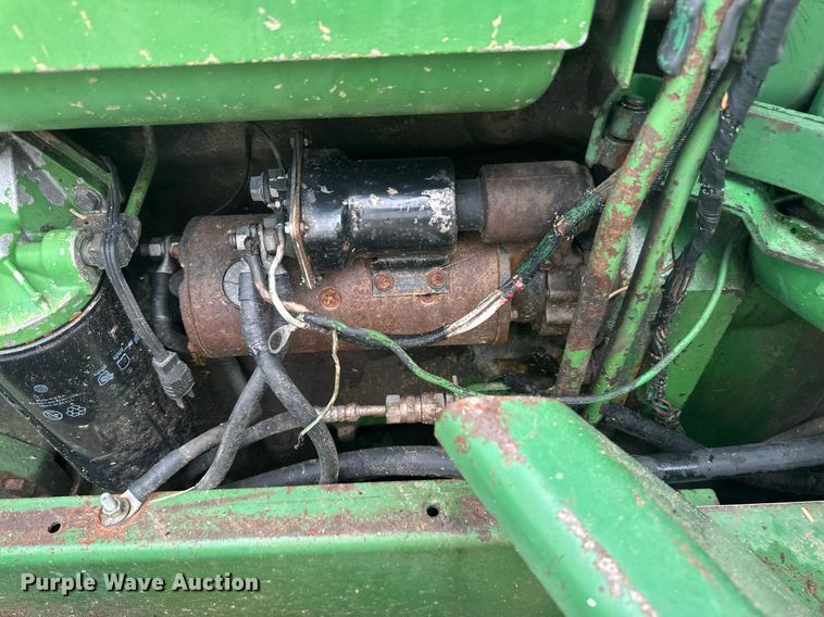 image for item EB2635 1981 John Deere 8640H 4WD tractor