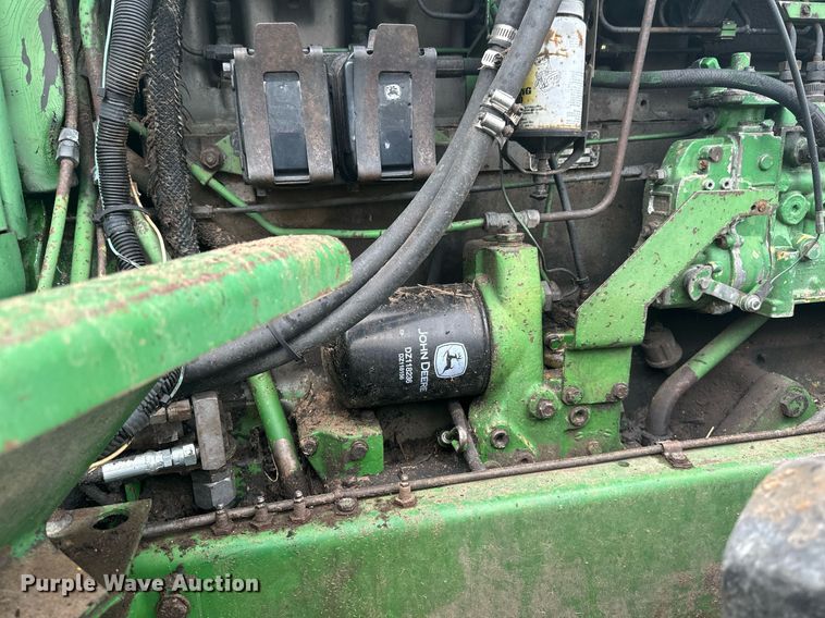 image for item EB2635 1981 John Deere 8640H 4WD tractor