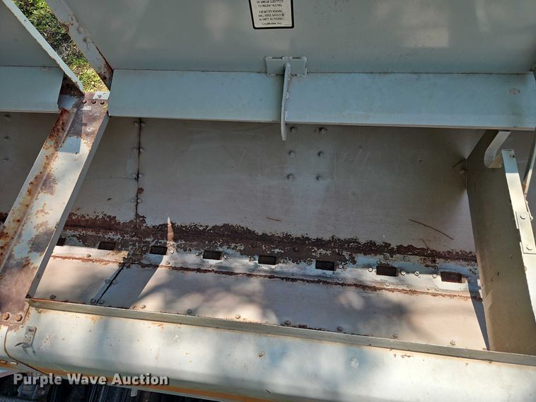 image for item EB8116 Crust Buster 3400AP 10C grain drill