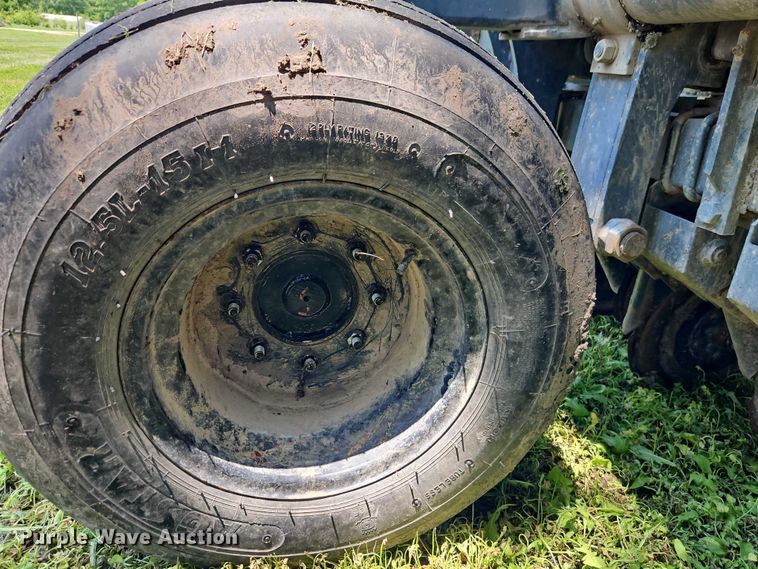 image for item EB8116 Crust Buster 3400AP 10C grain drill