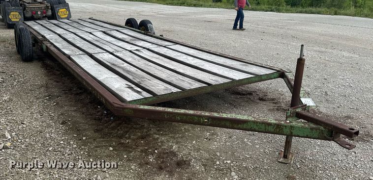 image for item EC7979 John Deere implement trailer