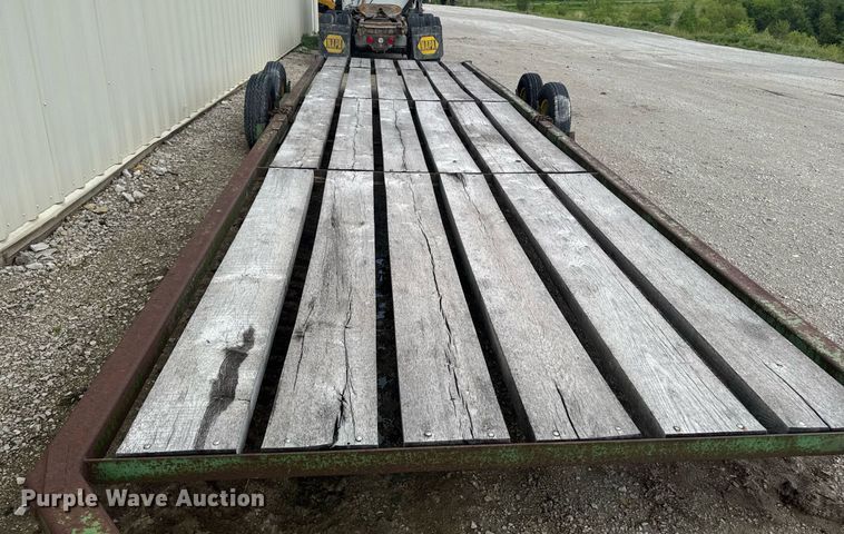 image for item EC7979 John Deere implement trailer