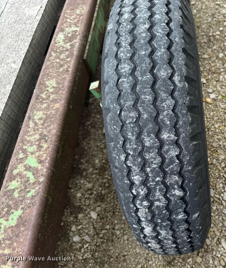 image for item EC7979 John Deere implement trailer