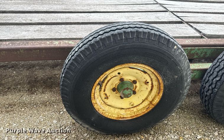 image for item EC7979 John Deere implement trailer