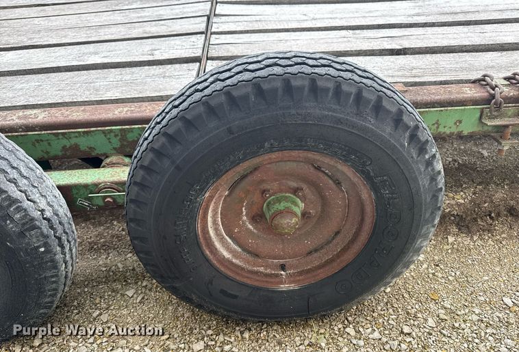image for item EC7979 John Deere implement trailer