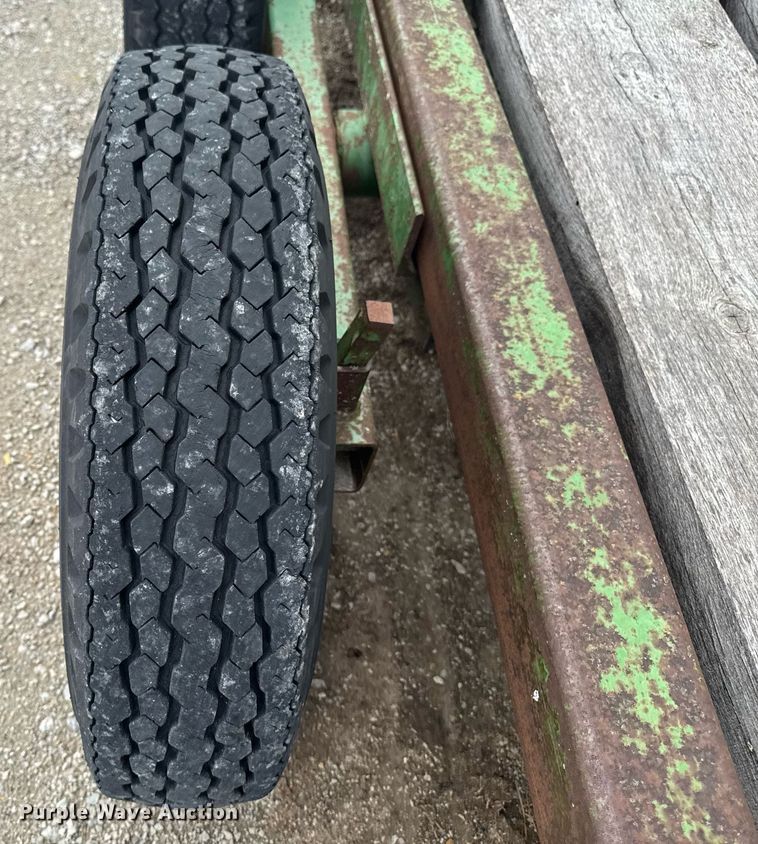 image for item EC7979 John Deere implement trailer