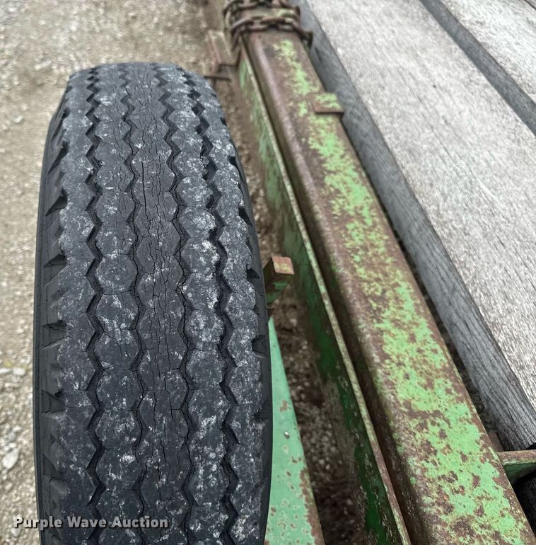 image for item EC7979 John Deere implement trailer