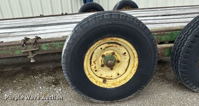 image for item EC7979 John Deere implement trailer
