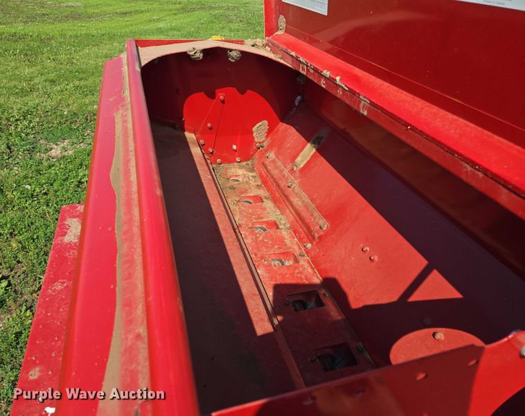 image for item EF1489 Case International 5300 Soybean Special grain drill