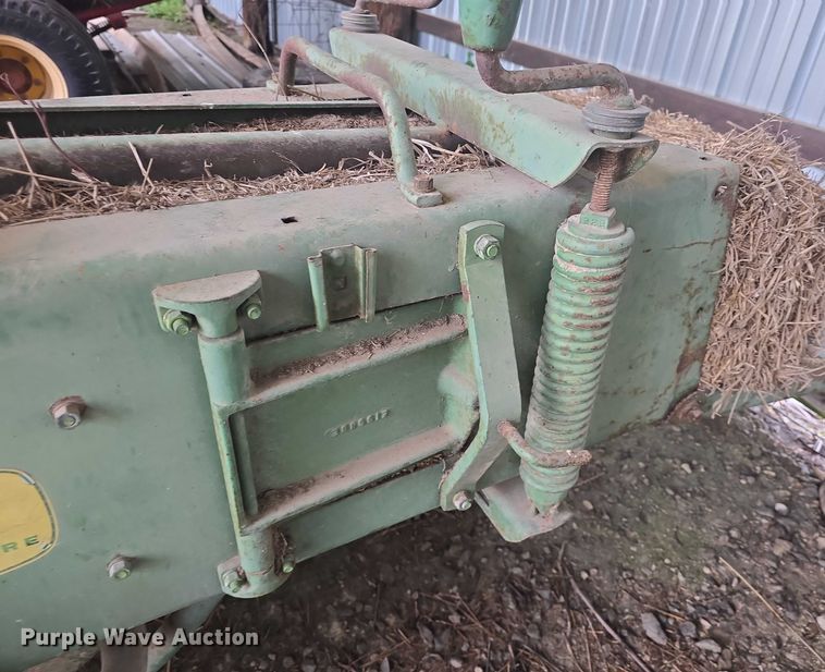 image for item EF3501 John Deere 224WS small square baler