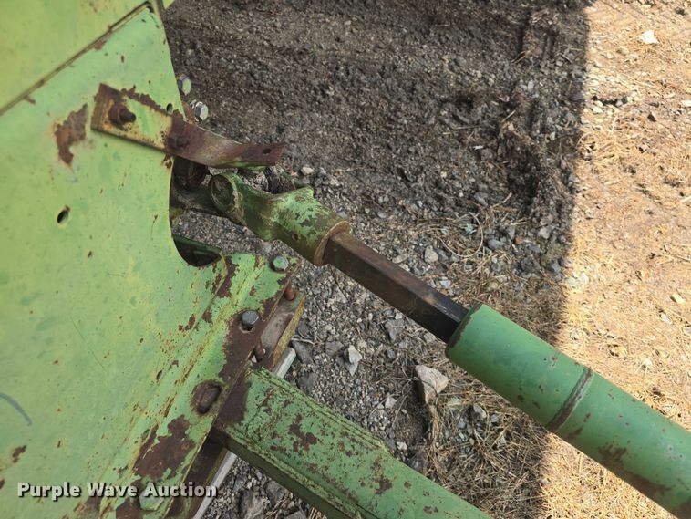 image for item EF3501 John Deere 224WS small square baler