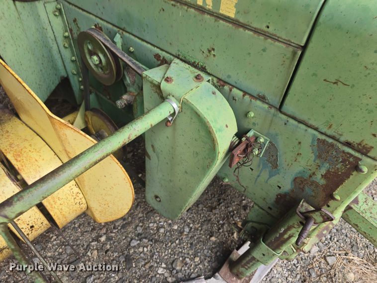 image for item EF3501 John Deere 224WS small square baler