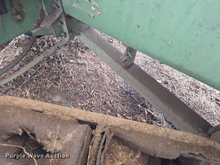 image for item EF3501 John Deere 224WS small square baler