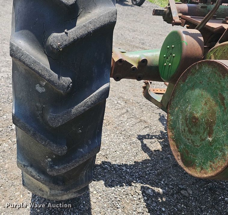 image for item EF3551 1937 John Deere A tractor