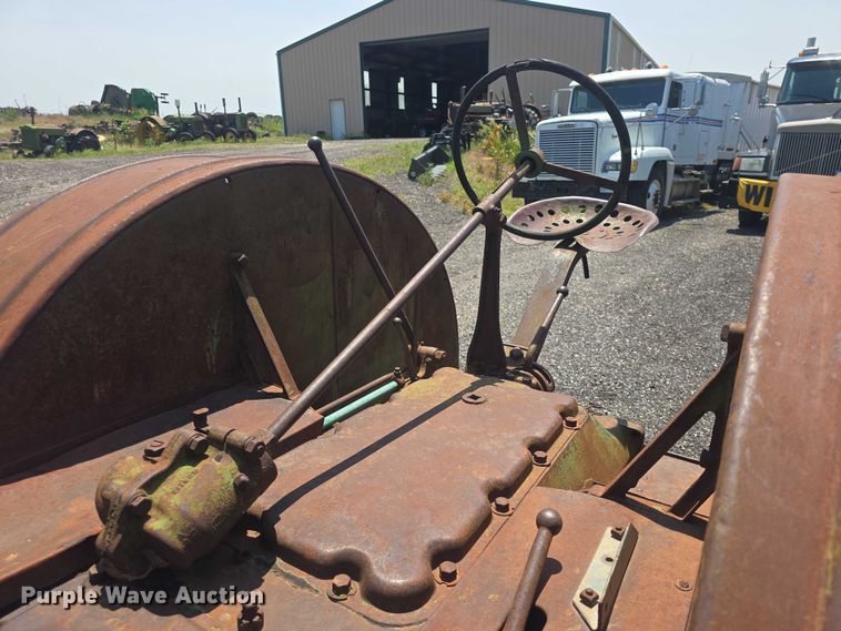 image for item EF3553 1935 John Deere D tractor