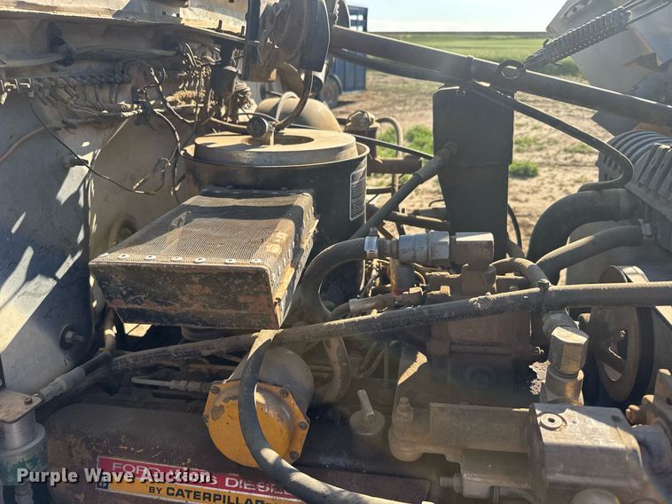 image for item EG6477 1979 Ford 7000 feed delivery truck