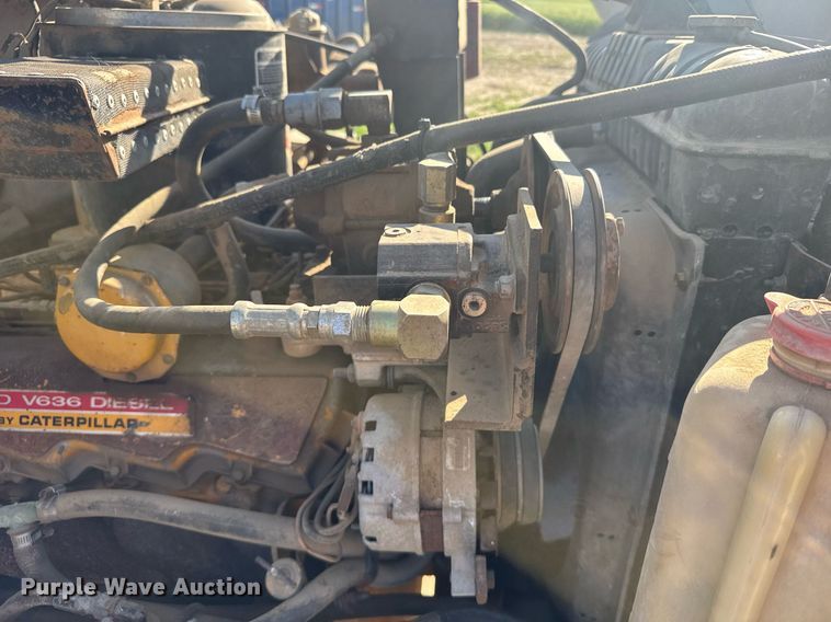 image for item EG6477 1979 Ford 7000 feed delivery truck