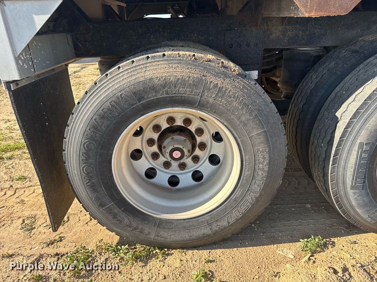 image for item EG6478 1998 Timpte grain trailer