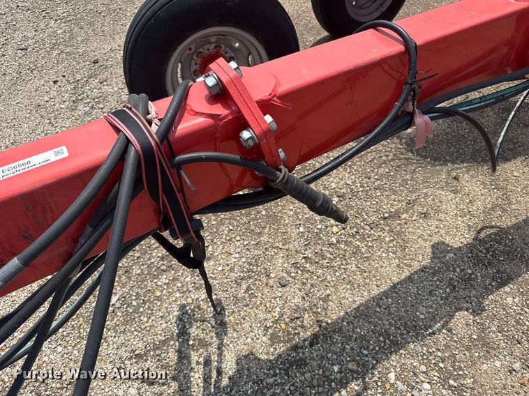 image for item EG6568 Kuhn SR600 GII hay rake