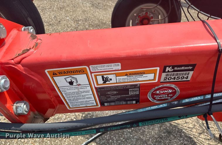 image for item EG6568 Kuhn SR600 GII hay rake