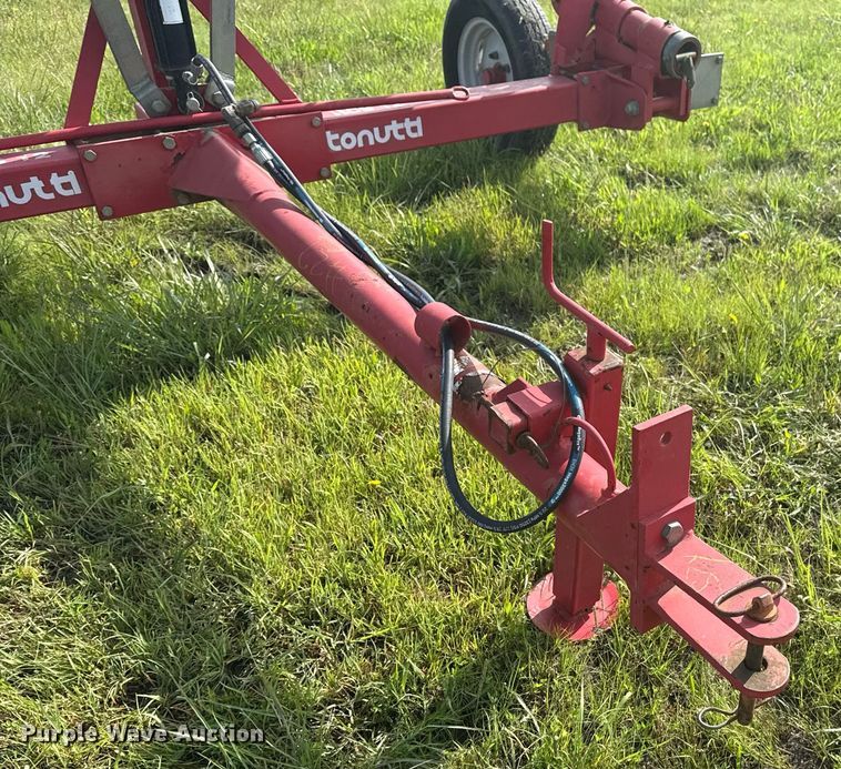 image for item EG8074 Tonutti RCS12 hay rake