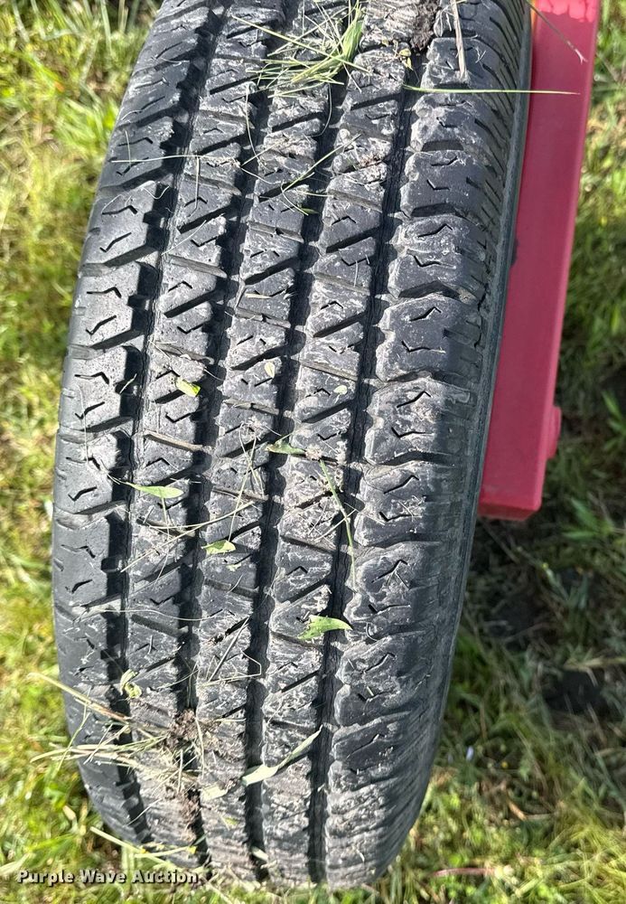 image for item EG8074 Tonutti RCS12 hay rake