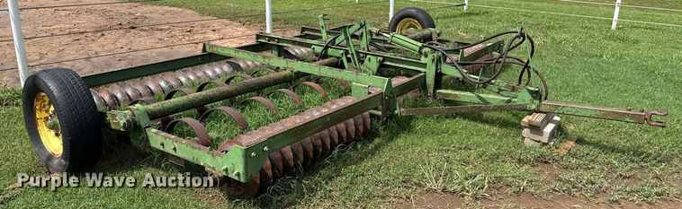 image for item EJ4686 John Deere cultipacker