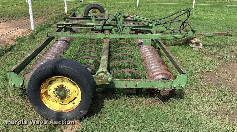 image for item EJ4686 John Deere cultipacker