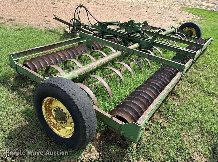 image for item EJ4686 John Deere cultipacker