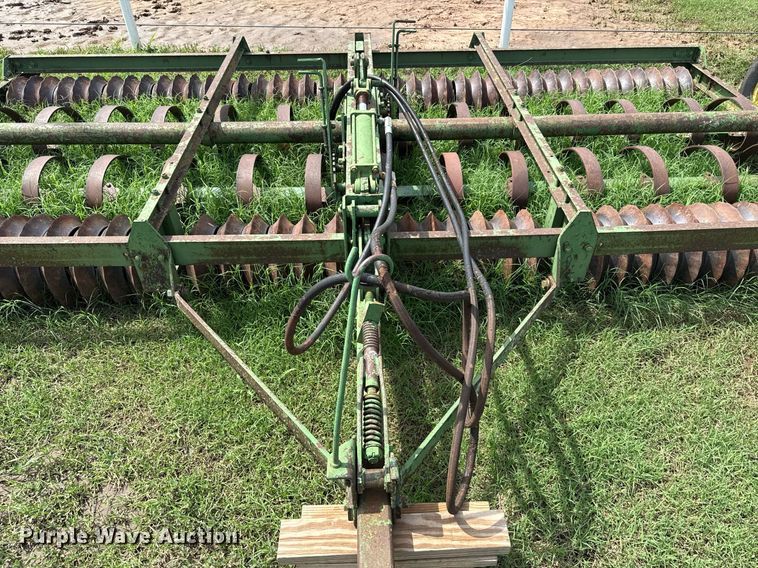 image for item EJ4686 John Deere cultipacker