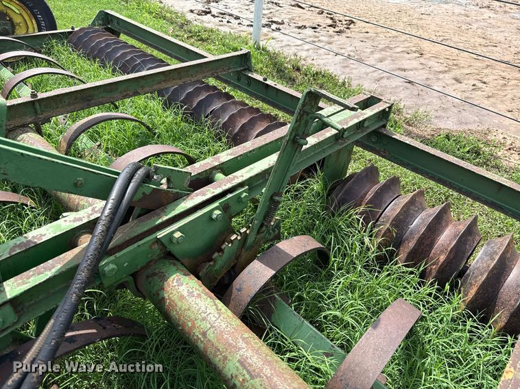 image for item EJ4686 John Deere cultipacker