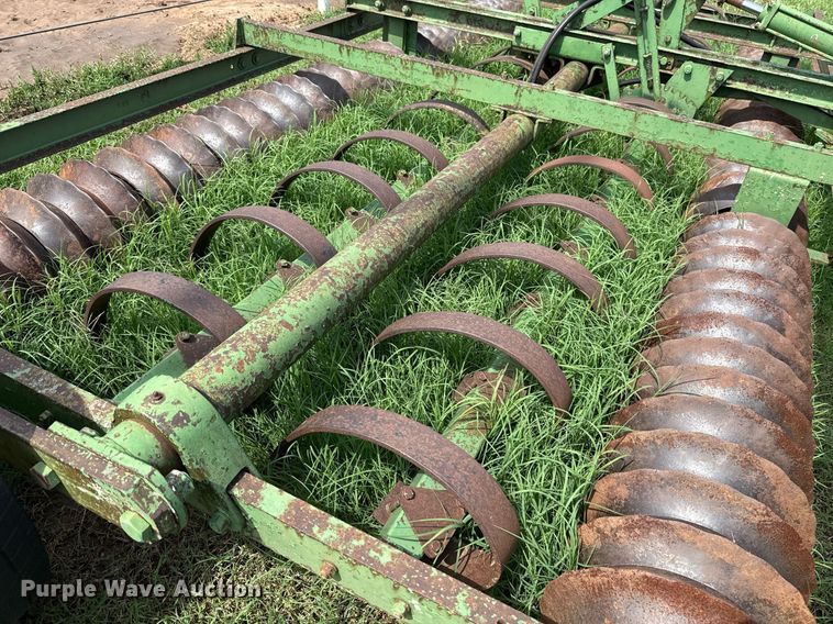 image for item EJ4686 John Deere cultipacker