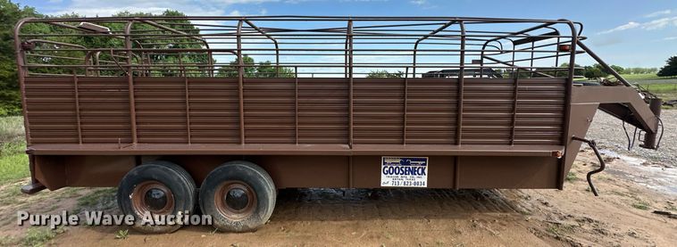 image for item EJ8696 Gooseneck Trailer  7820 livestock trailer