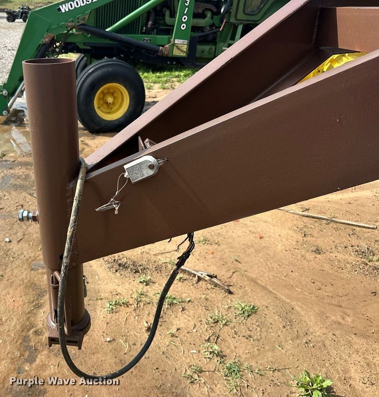 image for item EJ8696 Gooseneck Trailer  7820 livestock trailer