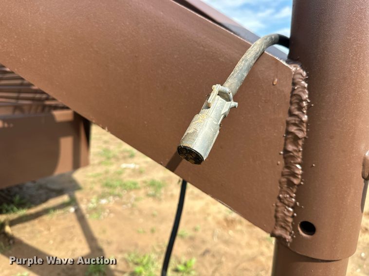 image for item EJ8696 Gooseneck Trailer  7820 livestock trailer