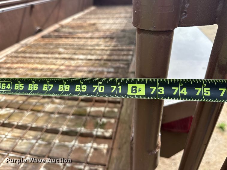 image for item EJ8696 Gooseneck Trailer  7820 livestock trailer