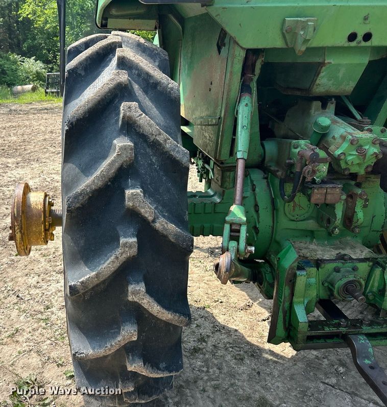 image for item EK8183 1974 John Deere 4630H tractor