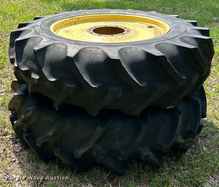 image for item EK8183 1974 John Deere 4630H tractor