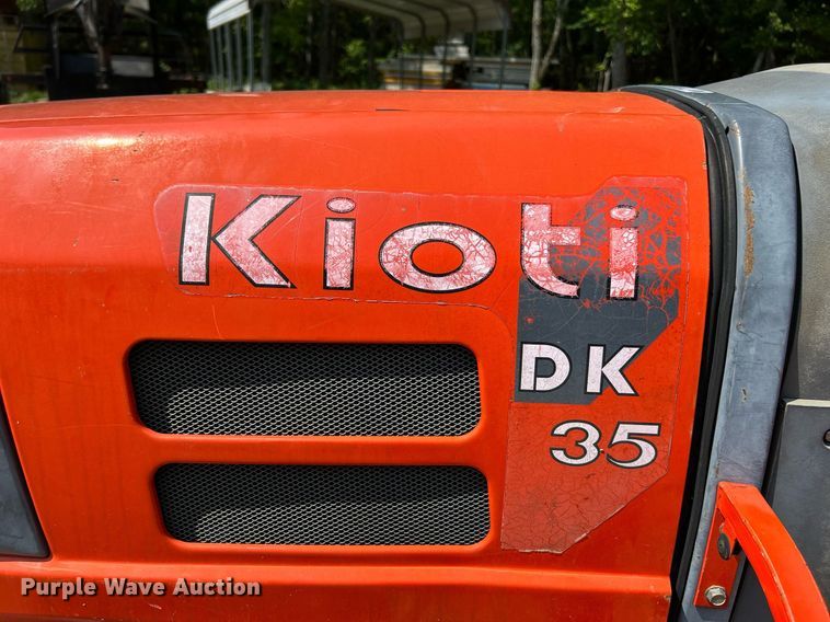 image for item EK8184 Kioti DK35 MFWD tractor