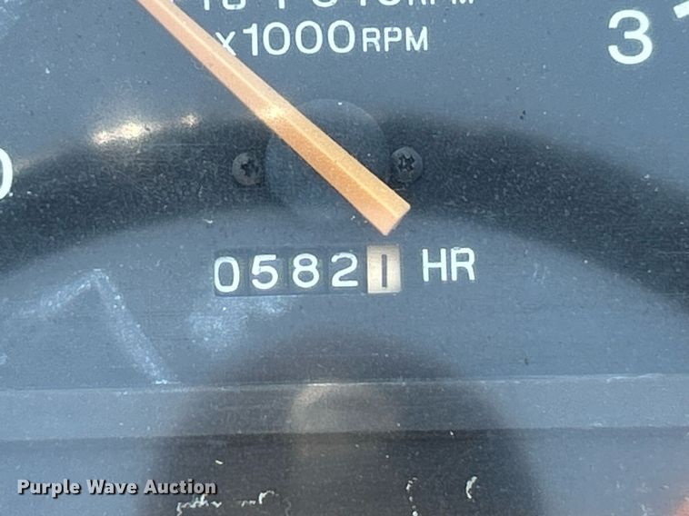 image for item EK8184 Kioti DK35 MFWD tractor