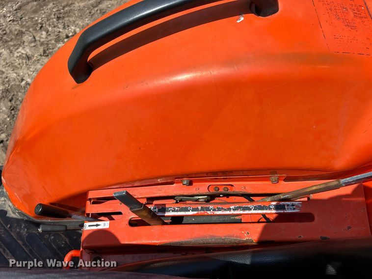 image for item EK8184 Kioti DK35 MFWD tractor