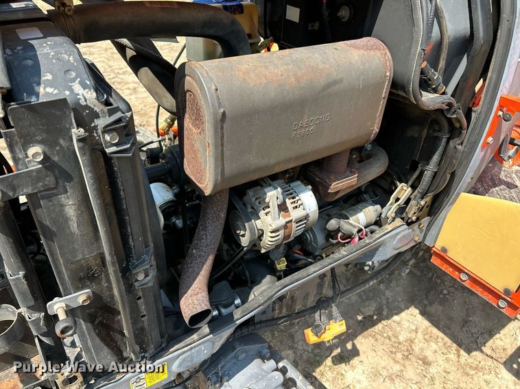 image for item EK8184 Kioti DK35 MFWD tractor