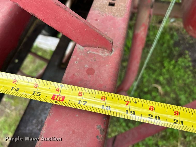 image for item EK8186 Sperry New Holland 310 small square baler