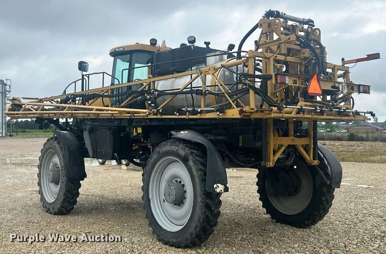 image for item EK8187 2012 Rogator RG1100 sprayer