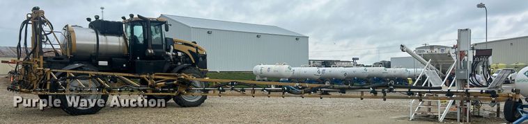 image for item EK8187 2012 Rogator RG1100 sprayer