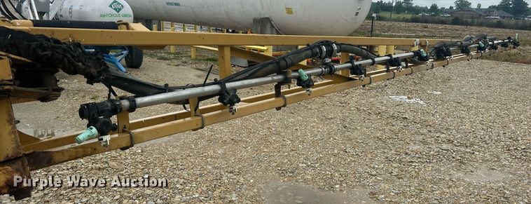 image for item EK8187 2012 Rogator RG1100 sprayer