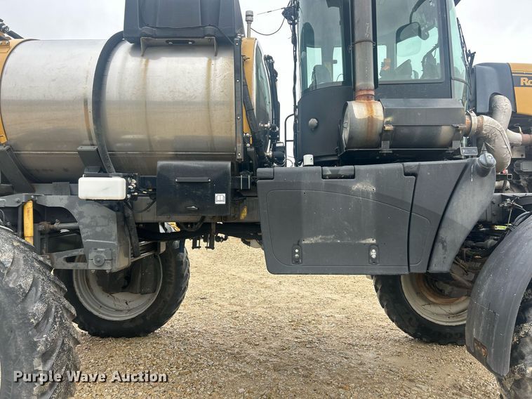 image for item EK8187 2012 Rogator RG1100 sprayer
